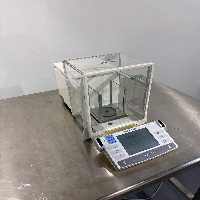 Mettler Toledo AX26 Balance image 0